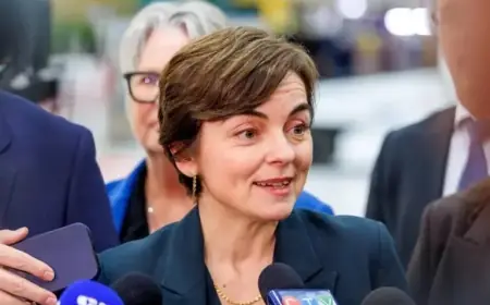 François Legault Succession: Fréchette Prepares to Step Down as Minister