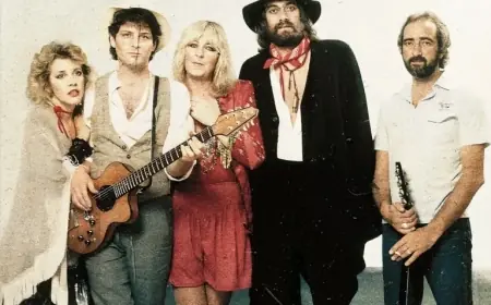 Lindsey Buckingham Dismantles Stevie Nicks Song for the Band