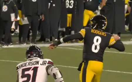 Willie Colon Predicts Aaron Rodgers’ Steelers Return, Questions A.J. Brown Pairing