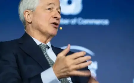 Dimon Declines Fed Role, Open to Leading Treasury Department