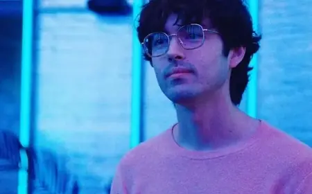 Film Review: “Twinless” Explores Loss, Love, and Identity