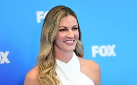 Erin Andrews’ Fur Coat at 49ers-Eagles Game Sparks Meme Frenzy