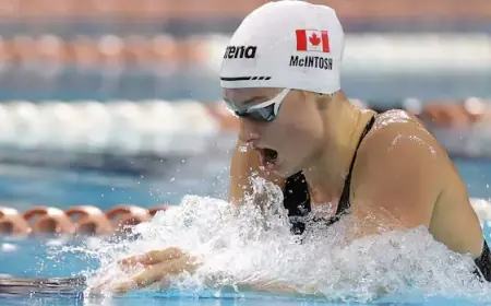 Former Coach Compares Rising Star Summer McIntosh to Michael Phelps