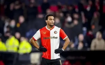 Quinten Timber Criticizes Manager Robin van Persie in ‘Puppet Show’ Remarks