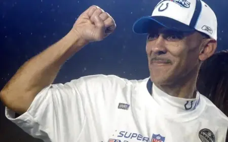 Hall of Fame Coach Tony Dungy Speaks in Tucson