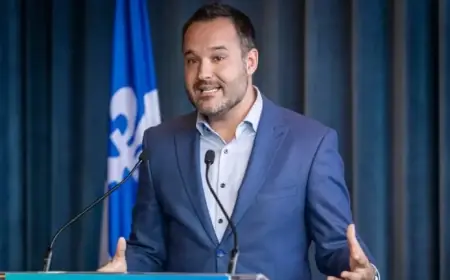 Minister Mathieu Lacombe Endorses Fréchette for François Legault’s Succession