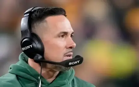 Packers Opt for Familiar Strategy at Critical Crossroads