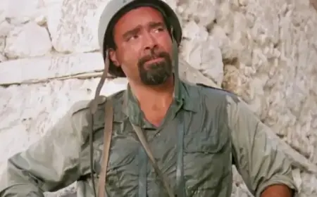 Roger Ebert Walked Out of This Oscar-Winning War Film in Disgust