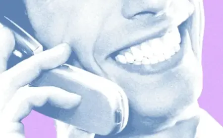 Dumbphone Users Experience Unexpected Challenges