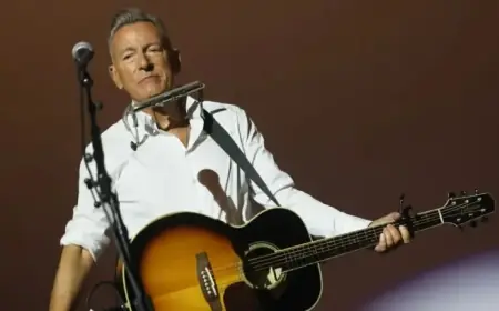 Bruce Springsteen Condemns ICE, Dedicates Song to Renee Good