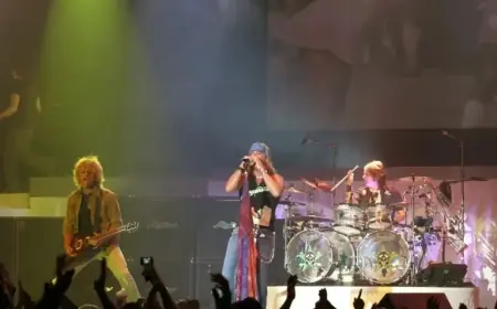 Bret Michaels’ Pay Dispute Forces Poison to Cancel 40th Anniversary Tour