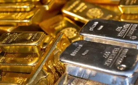 Gold Silver Prices Surge Toward Fresh Records as Safe-Haven Demand Meets Tight Supply