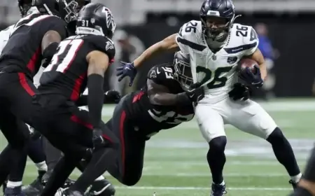 Seahawks’ Zach Charbonnet Faces Season-Ending Knee Injury.