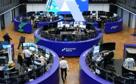 Morning Bid: Investors Urged to Sell in America and Japan