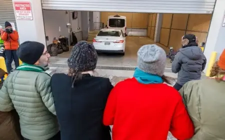 Protesters Block Center City Garage Entrance