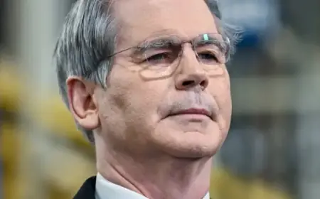 Bessent Urges Powell to Skip Supreme Court Hearing He Attended