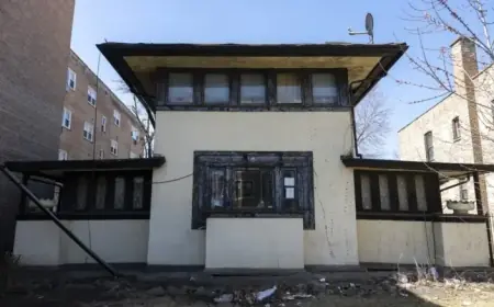 Frank Lloyd Wright Home Listed for $350,000
