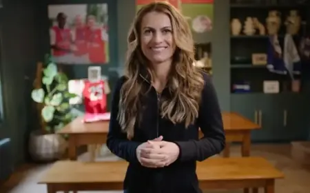 Barclays Women’s Super League Resumes: Karen Carney Welcomes Fans Back