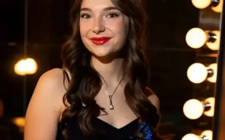 Jade Mathieu, 17, Autistic, Boldly Competes on “La Voix”