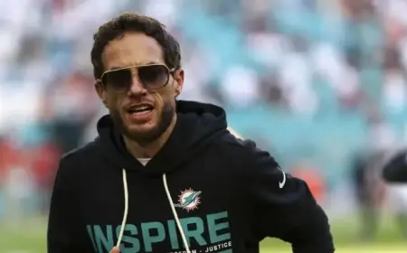 Chargers to Appoint Mike McDaniel as New Offensive Coordinator