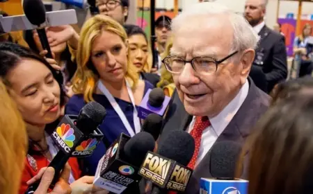 Berkshire Hathaway’s Successor Plans to Sell 325M Kraft Heinz Shares