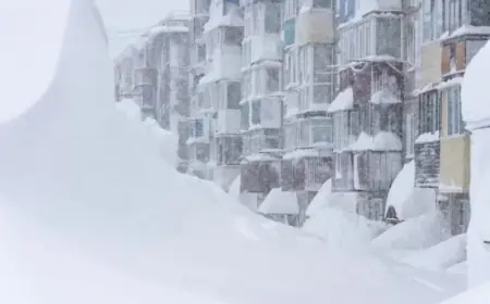Snow Storm in Russia: Kamchatka Buried Under Historic Snow as Back-to-Back Blizzards Trigger Widespread Disruption