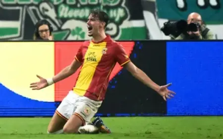 Smit Transfers to Stoke City in Landmark Move