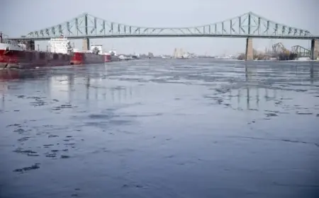 Live Updates: Jacques-Cartier Bridge Closed for Transport