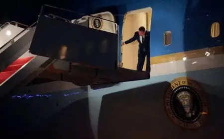 Trump’s Air Force One Diverts to Davos Due to Electrical Issue