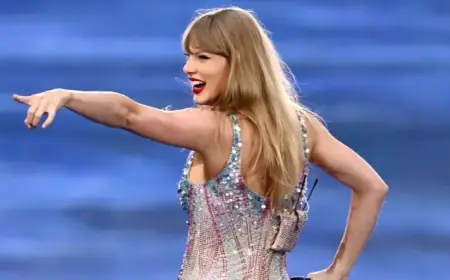 Taylor Swift Joins Songwriters Hall of Fame Honorees