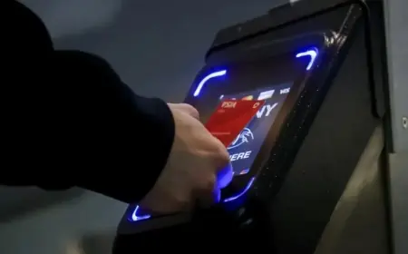 Trump Urges Congress to Limit Credit Card Rates to 10%