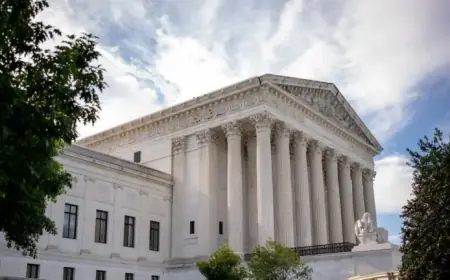 Supreme Court Skeptical of Trump’s Bid to Dismiss Fed’s Cook