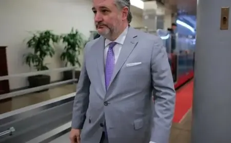 Ted Cruz Flies to Laguna Beach Amid Texas Winter Storm Alert