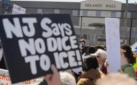 New Jersey Governor Blocks Legislation Limiting Local Support to ICE
