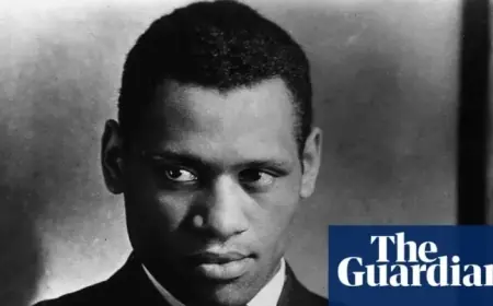 Paul Robeson: From Hollywood Star to Blacklisted American Icon | Books