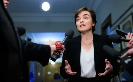 CAQ Direction: A Three-Way Race Emerges