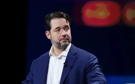 Alexis Ohanian Reveals What He Misses About Leading Reddit in 3 Words