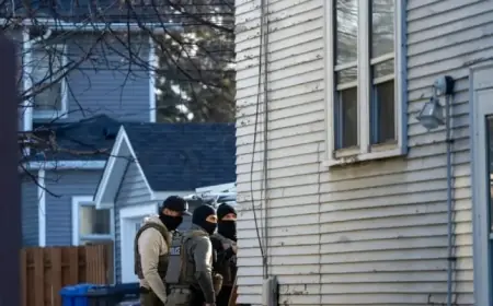 Group Alleges ICE Permits Agents to Enter Homes Without Warrants