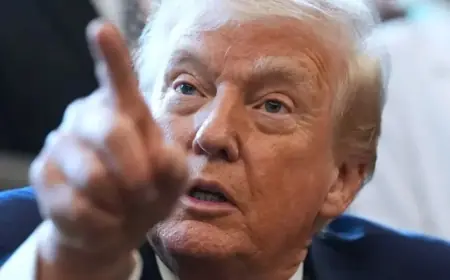 ‘Daily Show’ Humorously Critiques Fox News’ Trump Obsession