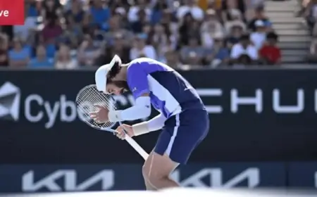 Australian Open 2026: De Minaur Joins Alcaraz, Sabalenka in Title Pursuit