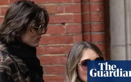 Liz Hurley Accuses Daily Mail Publisher of Eavesdropping Via Bugged Windowsill