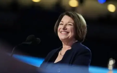 Sen. Amy Klobuchar Plans Minnesota Governor Bid
