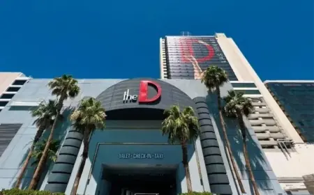 Las Vegas Casinos Accept Canadian Dollars at Par to Attract Tourists