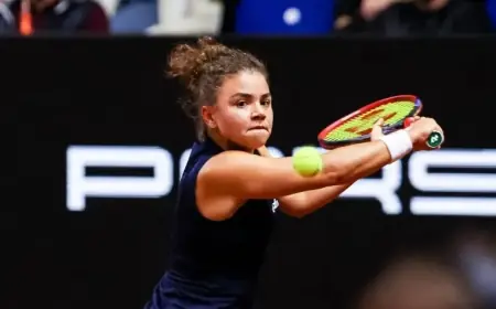 Ball Kid Saves Jasmine Paolini Amid Surprise Halt at Australian Open Match