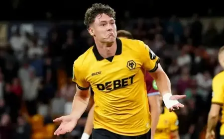 Wolves Reject Leeds’ Bid for Striker Jorgen Strand Larsen Amid PL Interest