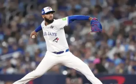 Ex-Jay Dominguez Signs Two-Year Deal with White Sox