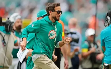 Bills Set to Interview Mike McDaniel for Head Coach Position