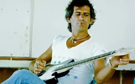 Keith Richards Reveals How He and Mick Jagger Crafted Their First Hit