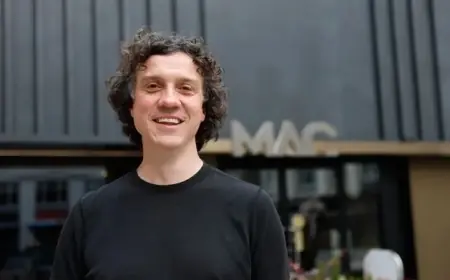 Darragh Ennis Talks TV Stardom, New Tour, and Humorous Moments on ‘The Chase’