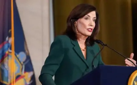 Hochul Declares New York State of Emergency as Winter Storm Looms